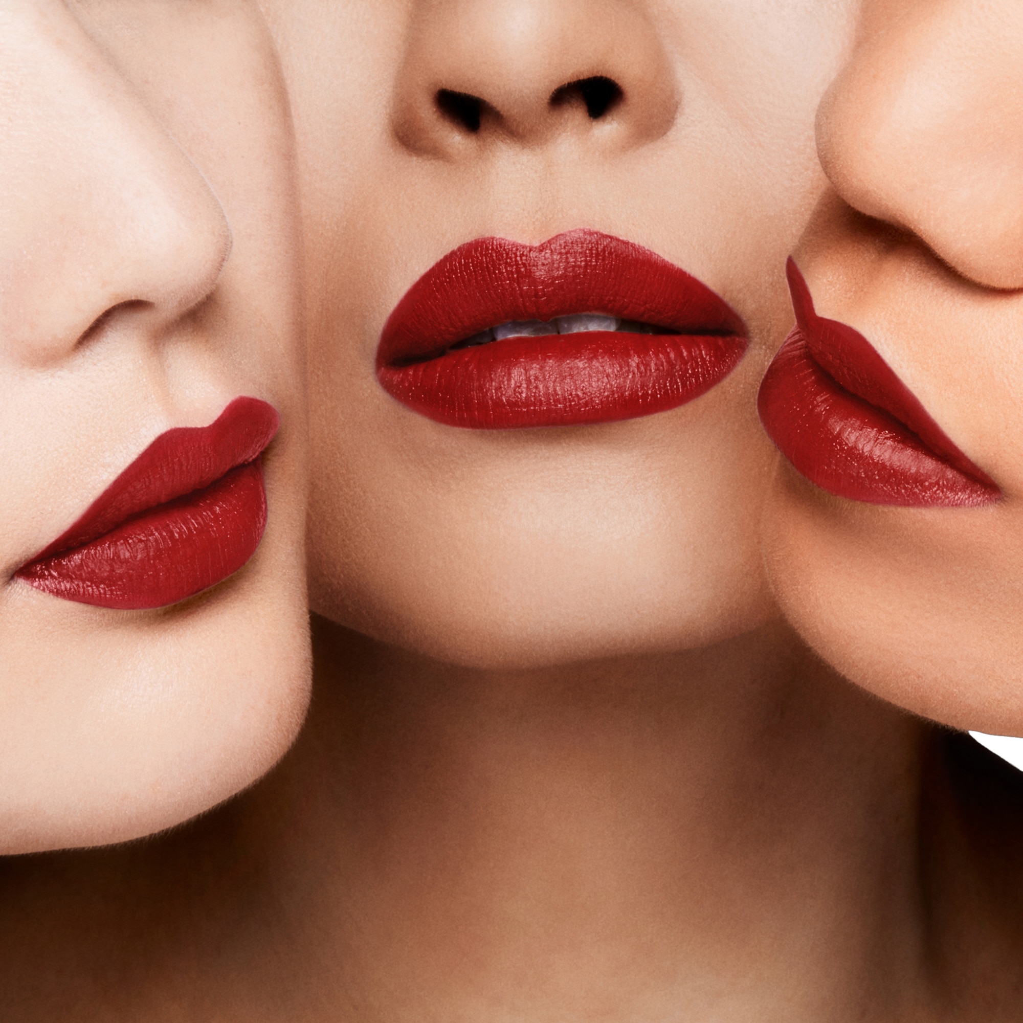 ULTRA SHINE LIP COLOR (LABIAL EN BARRA)